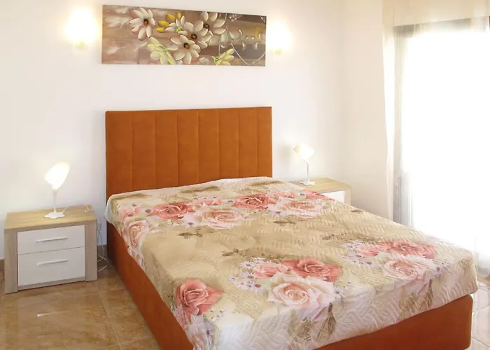 Do Pinheiros By Interhome Tatil Evi *